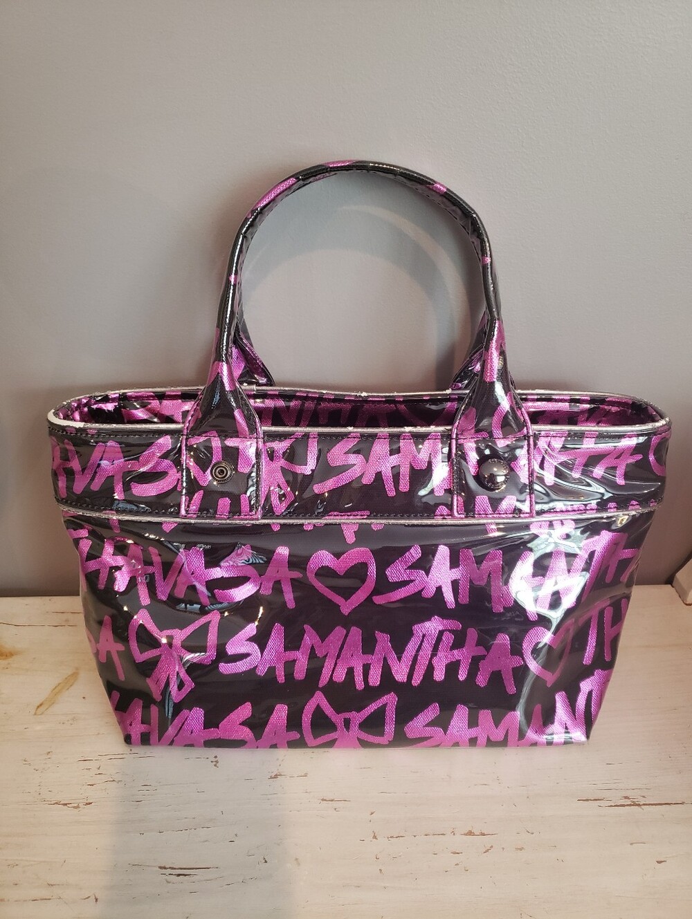 Samantha Thavasa Tote